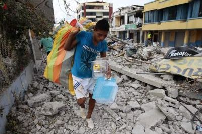terremotoecuador2.jpg