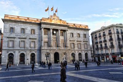 https://www.funerariadeguardia.com/almacen/noticias/img_ajuntamentdebarcelona.jpg