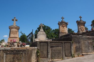 https://www.funerariadeguardia.com/almacen/noticias/img_graves15217471280.jpg