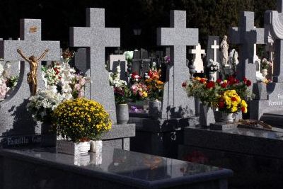 https://www.funerariadeguardia.com/almacen/noticias/img_n56_funeraria_de_guardia_tanatorio_entierro.jpg