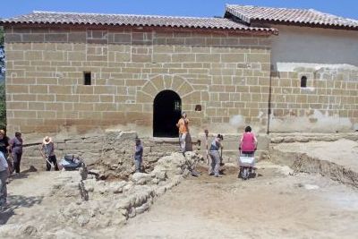 https://www.funerariadeguardia.com/almacen/noticias/img_n_63_necropolis_funeraria_de_guardia_tanatorio.jpg